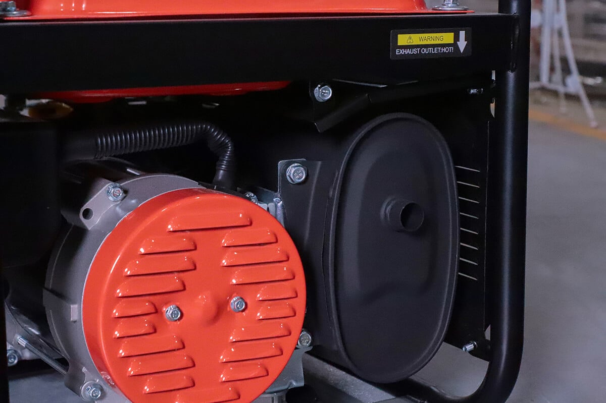 2000 W best portable generator | BISON
