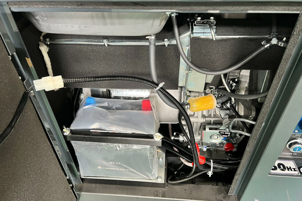 4000 watt generator with super silent details