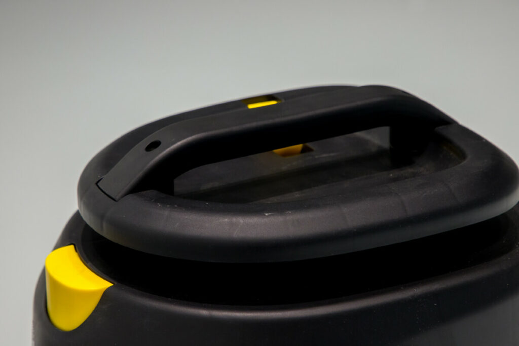 1200w 10liter plastic tank vacuum cleaner details 3