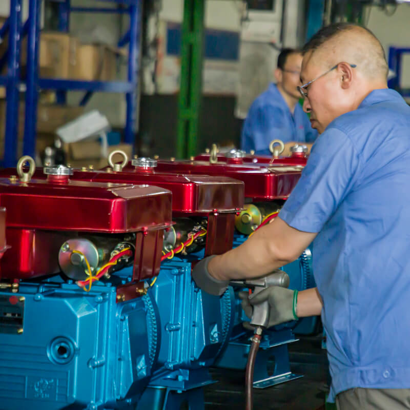 cụm bình nhiên liệu động cơ