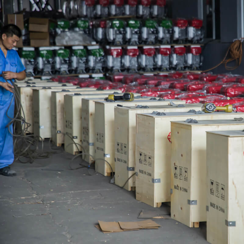 gói hàng có hộp gỗ