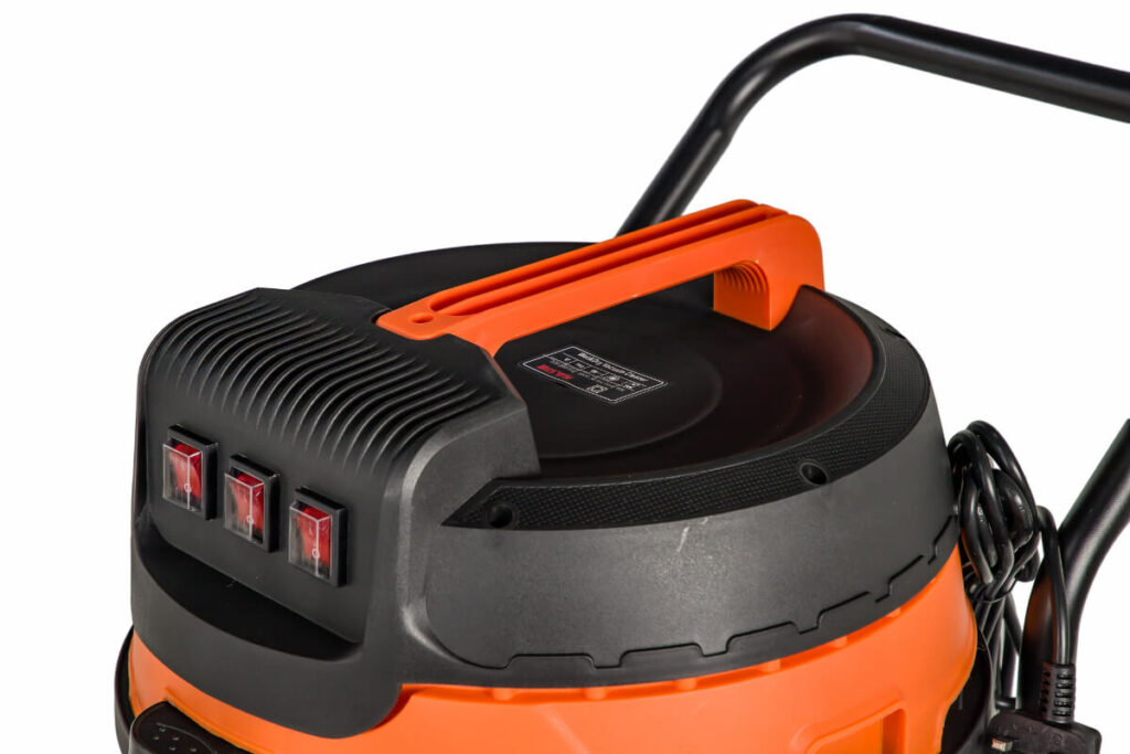 70l 3 motor wet dry vacuum cleaner details 3